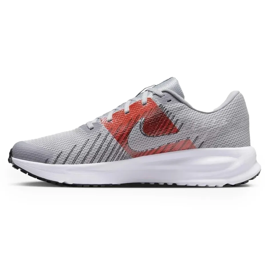 Tênis Nike Run Defy HM9594-005 Masculino cinza com detalhes vermelhos visto de frente